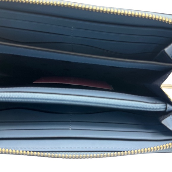 Kate Spade Wallet. Pebbled Leather. Dusty Blue - Picture 2 of 5